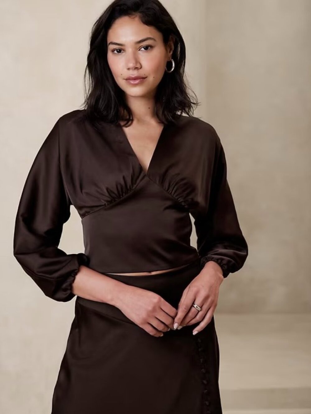 NWT Banana Republic Brown V-Neck Cropped Blousant Sleeve Blouse